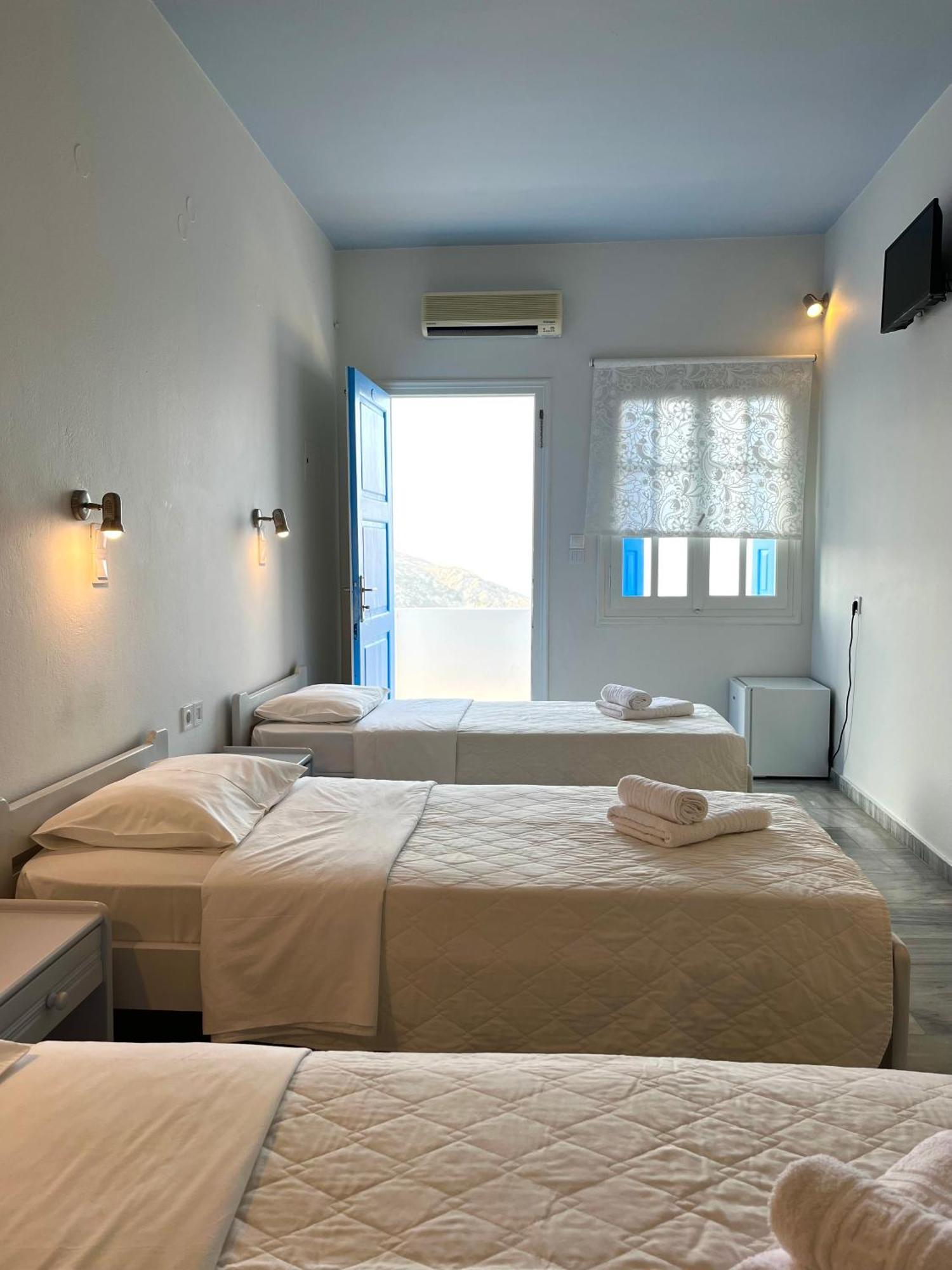 Hotel Petradi 이오스 코라 외부 사진